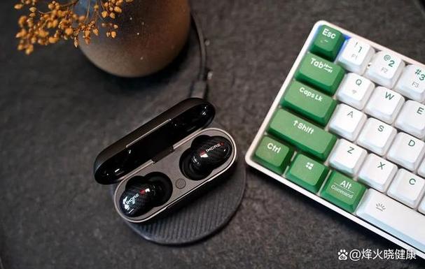 耳机可以左右反着戴吗截图