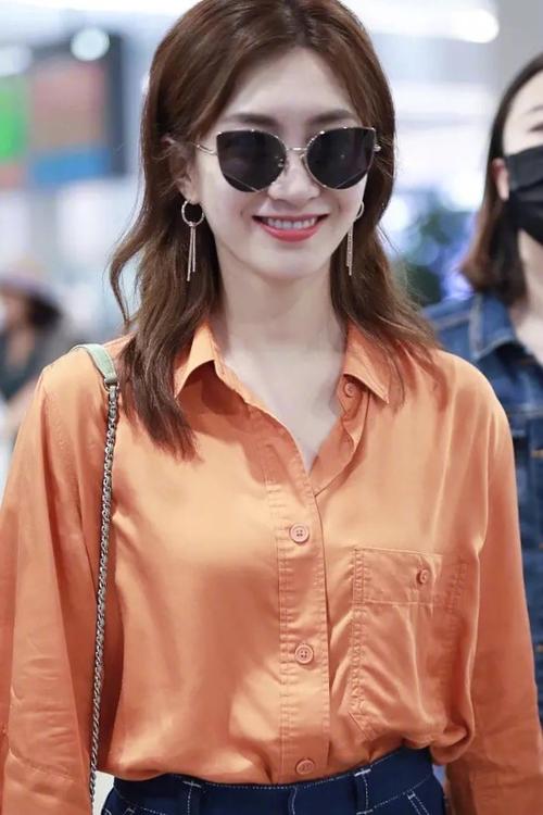 橘色衬衣搭配图片欣赏缩略图
