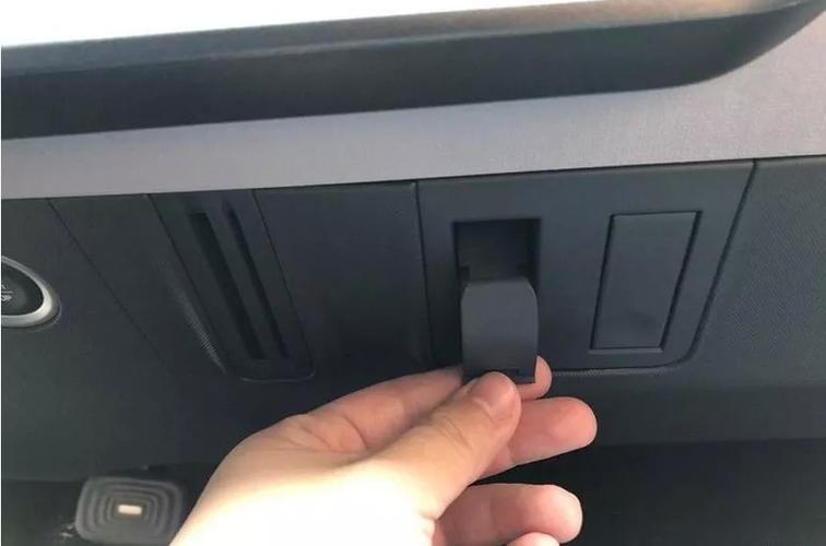 iphone滑动怎么挂电话