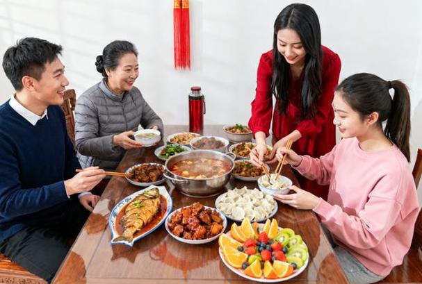 连夜饭的图片