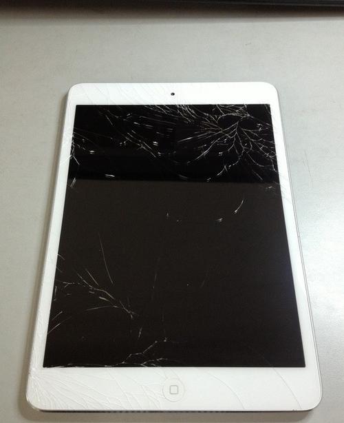 ipad屏幕碎了换一个多少钱