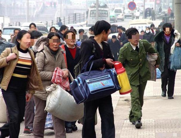 我的你帮打工仔通街走到