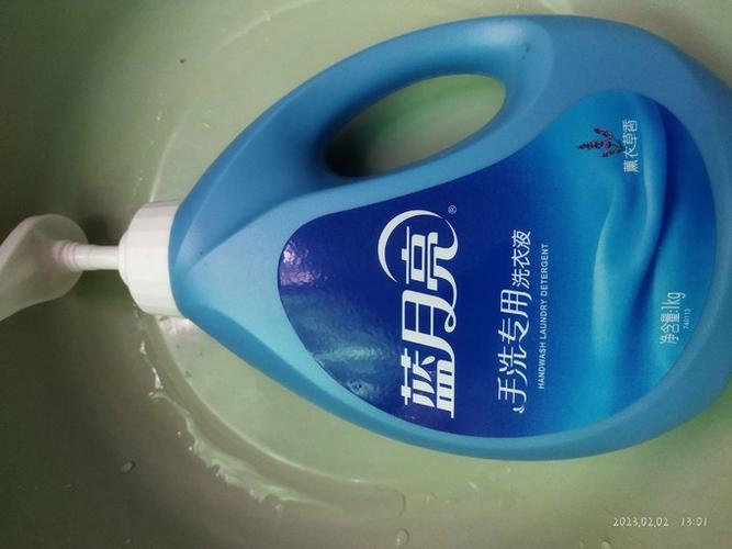 20斤洗衣液一家人用多久
