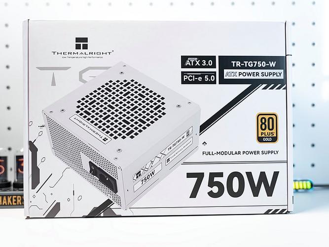 电脑主机机箱电源通用吗