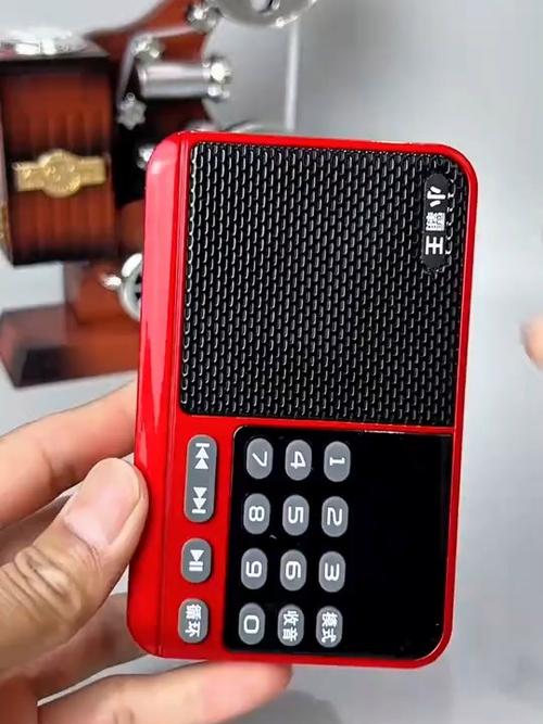小霸王收音机