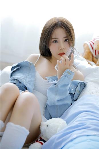 丝瓜鸭脖小猪芭乐草莓app18缩略图