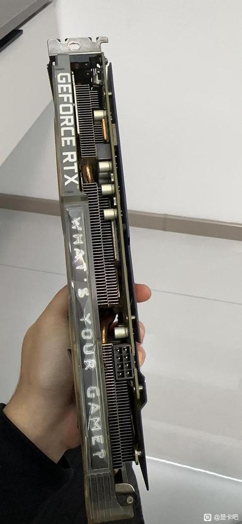 显卡2风扇坏了一个还能用吗