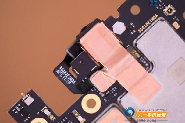 小米八青春版换后盖教程