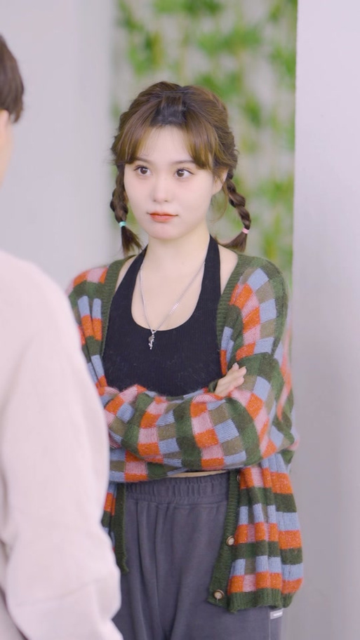 抖音鹿小卷