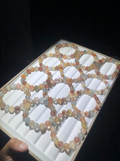 珠宝玉石