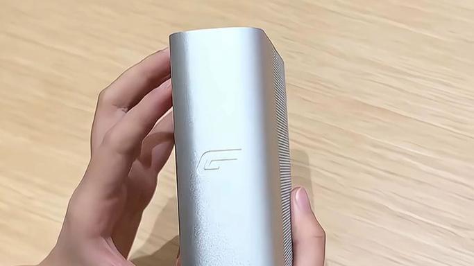 新买的显卡直接插上就能用吗缩略图