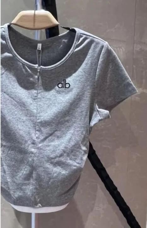 衣服上olo标志是什么意思啊缩略图