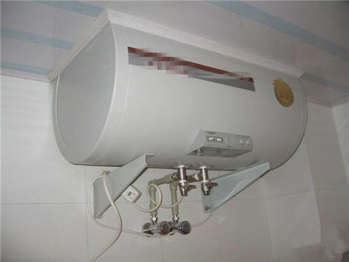 志高储水式电热水器安装视频