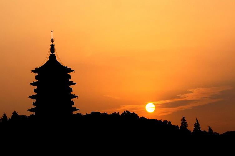 雷峰夕照的唯美句子