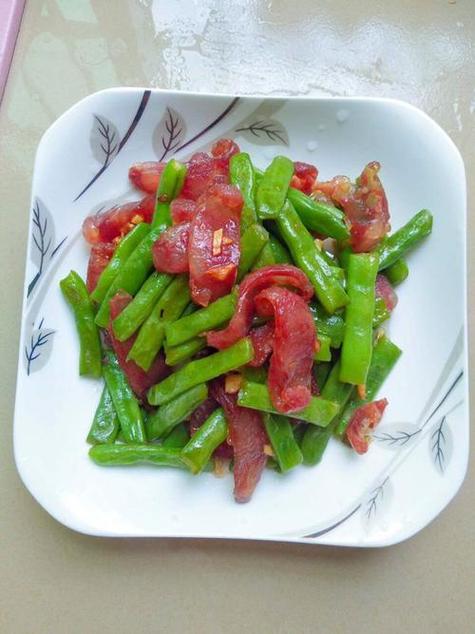 家庭炒腊肠最简单做法缩略图