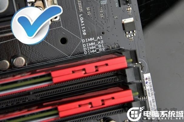 两根内存条怎么插4槽