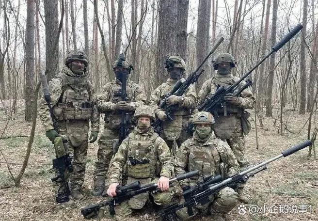狙击小组6人还是12人