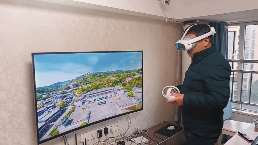 vr看视频重影得闭一只眼