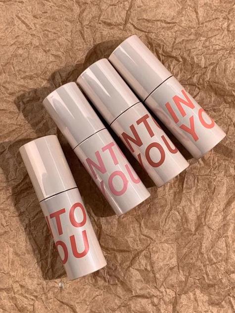 intoyou正版和盗版区别