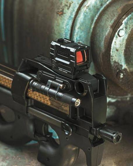P90武器的射程