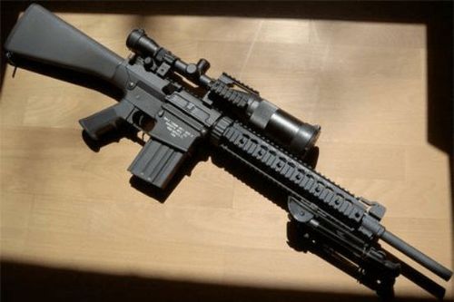 sr25燃烧泰坦和神罚有什么区别