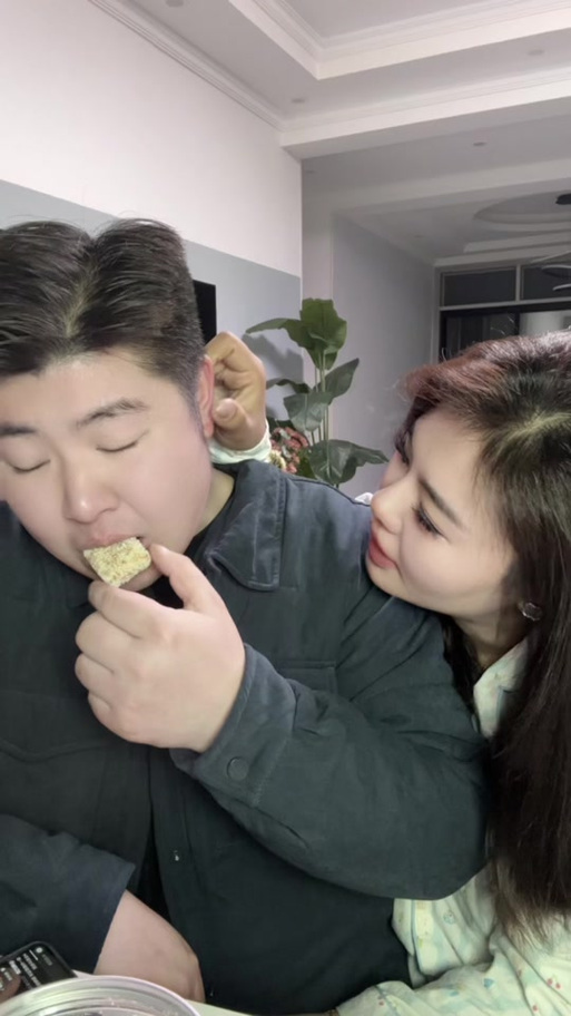 悦悦姜帅小孩几岁