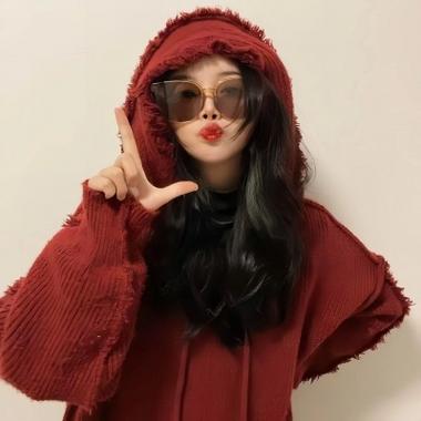 穿红衣服的女生头像