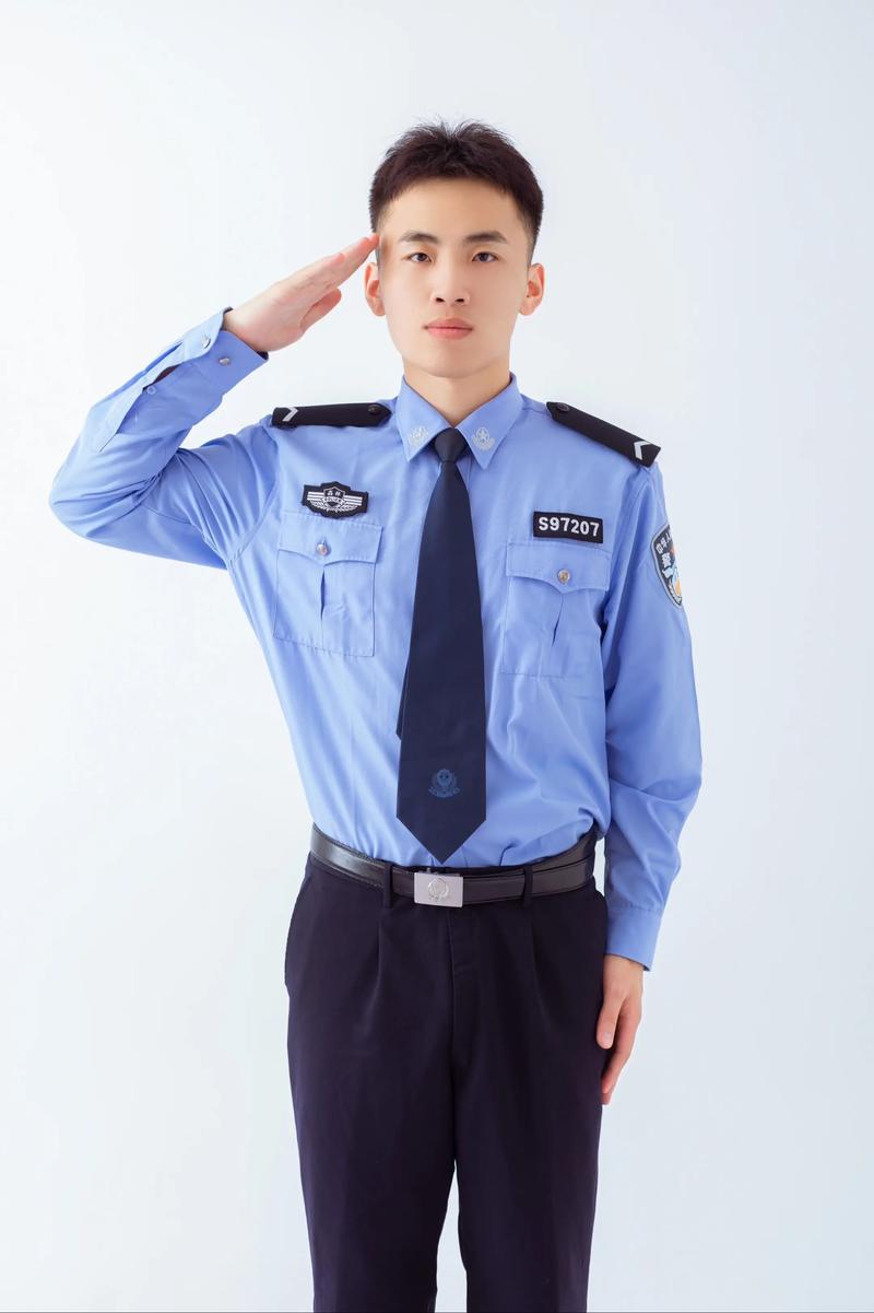 去干辅警的都是什么人
