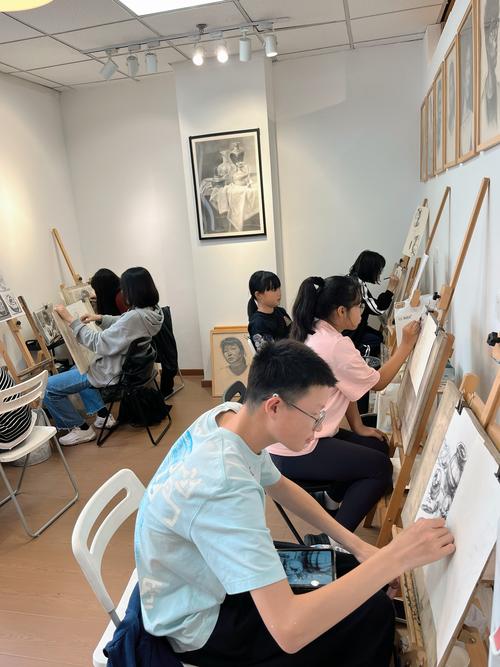 网上学画画一般多少钱