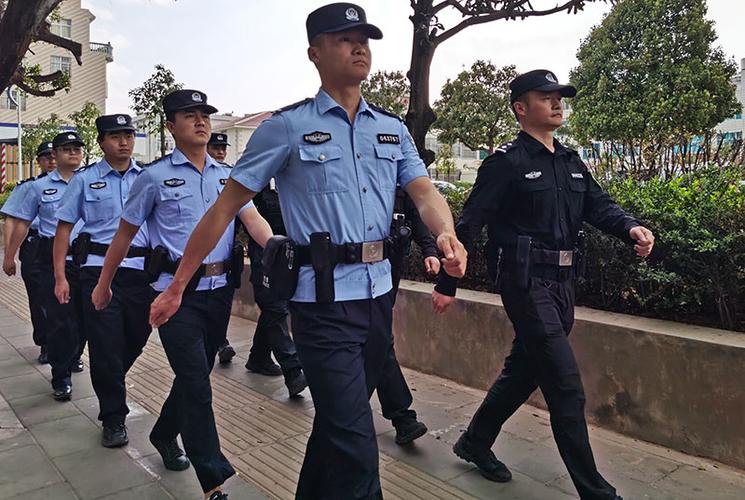 巡逻特警