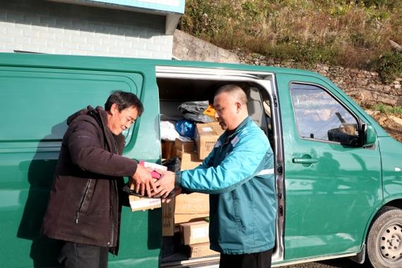 邮政快递能寄到村里吗