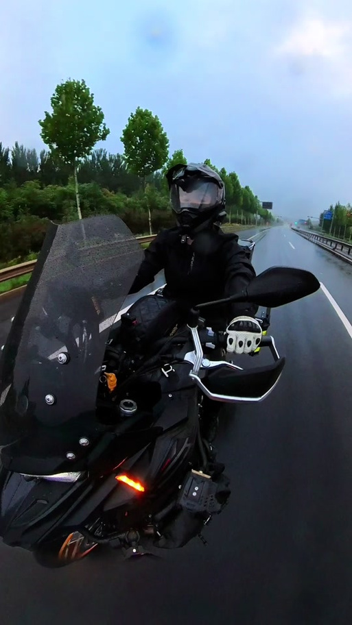 真实公路骑手下载