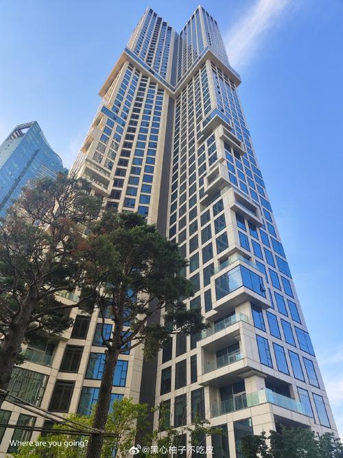 广东亨利房地产开发有限公司图标
