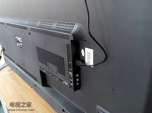 创维电视机背面7个键