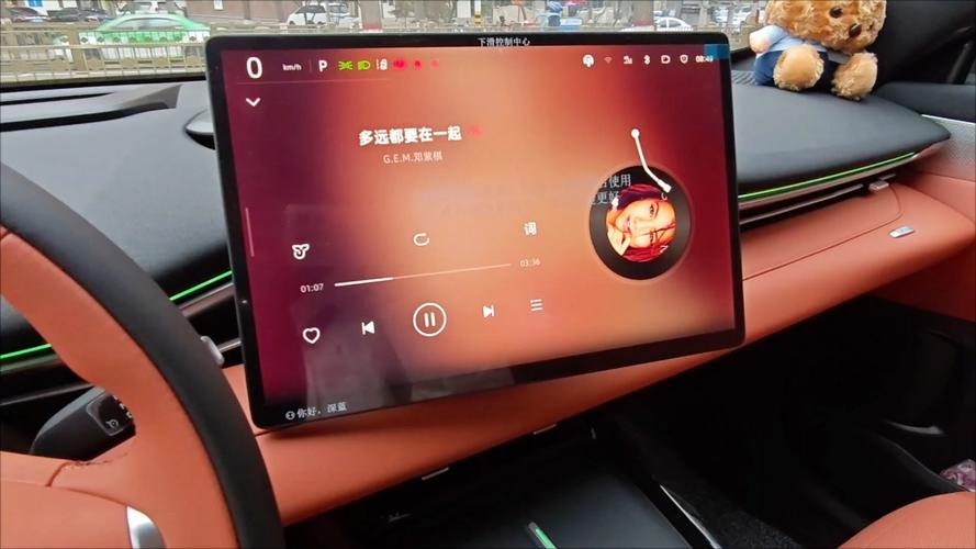 音量设到中间的音量