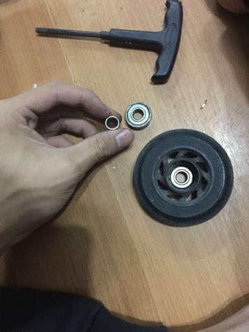 拉杆箱轮子更换视频