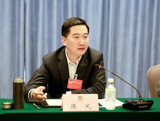 陈风笑不写了吗