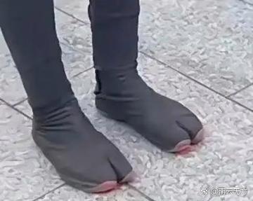 我长着这双脚 是为了把你找到了
