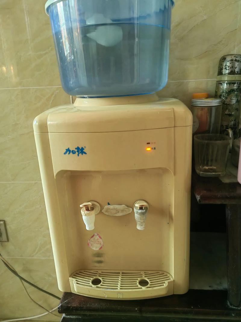 老式饮水机反复烧水好吗