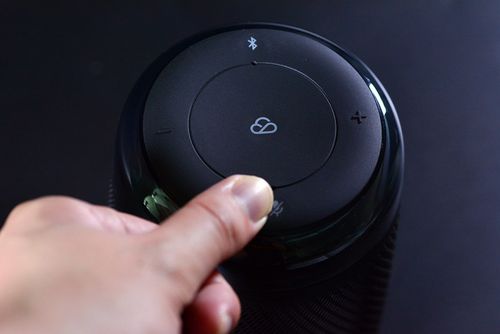 哈曼卡顿音箱怎么用