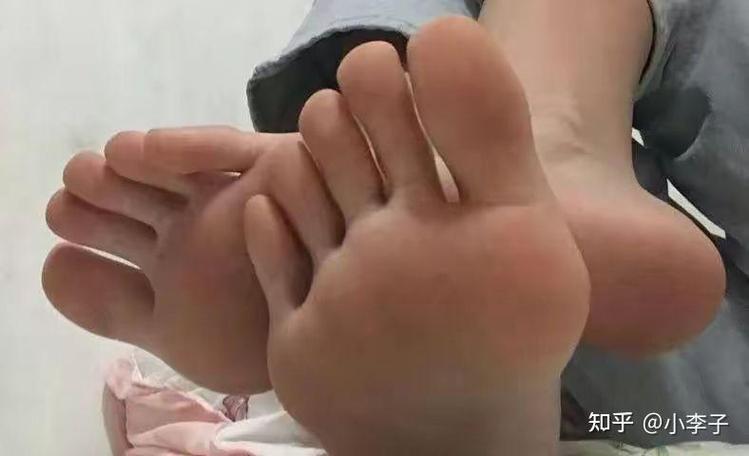 为什么会有恋脚情节