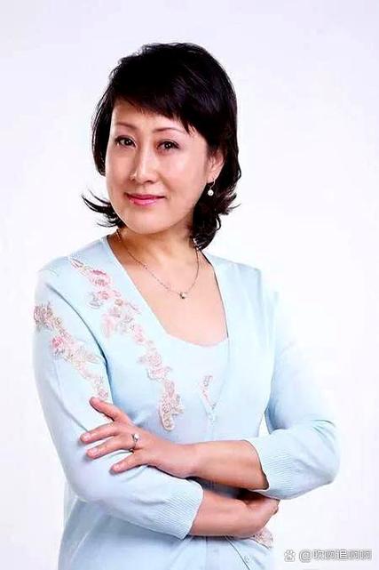 大明星酒电视广告女主角