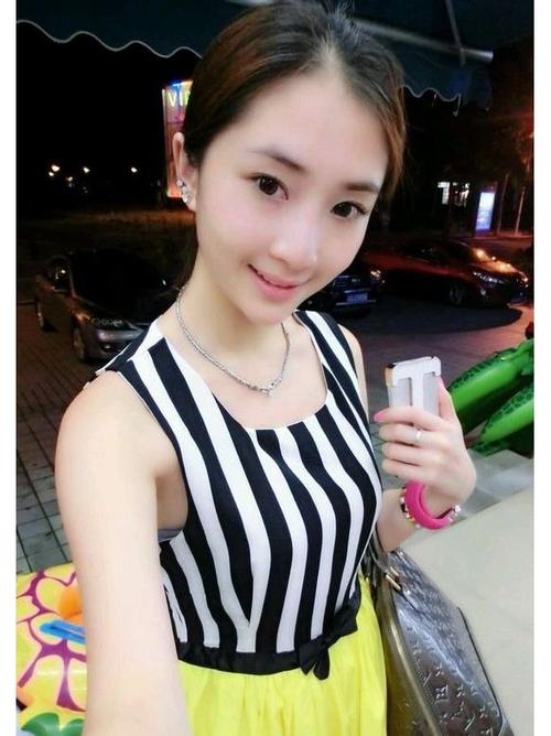 樊韵儿图片