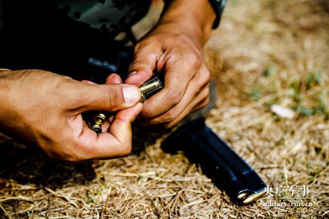 枪王实弹射击俱乐部