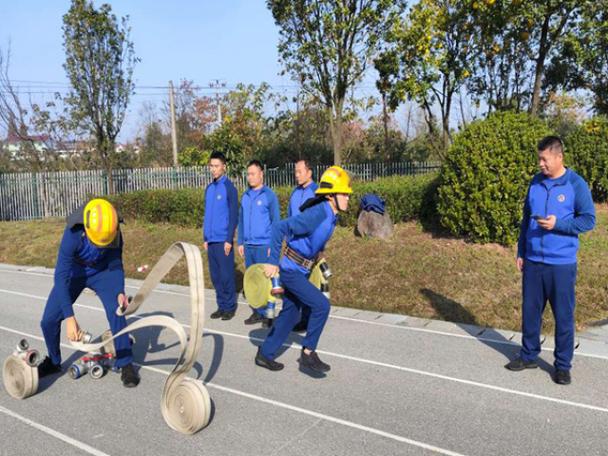 5e一直卡在连接服务器