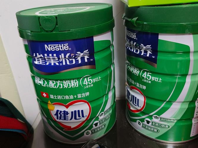 雀巢奶粉家庭装