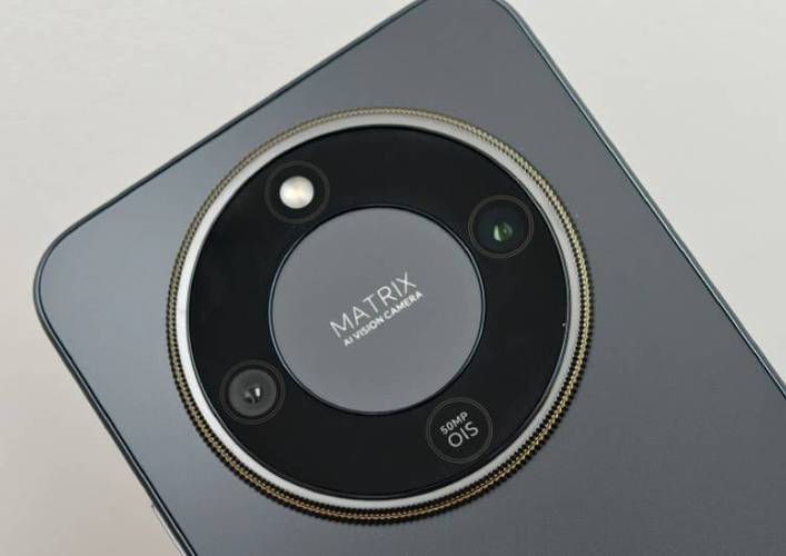 荣耀x70主摄传感器