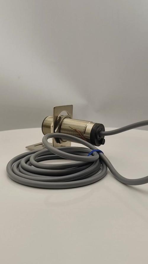 h6氧传感器更换视频