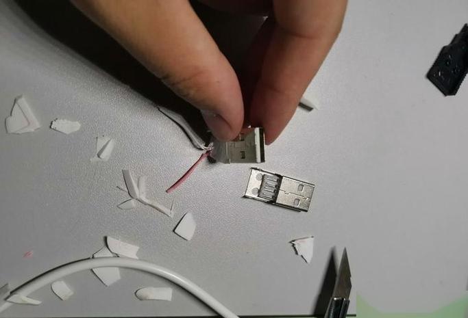 充电器接触不良怎么办游戏截图