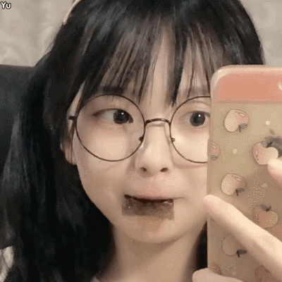 草莓果酱点赞表情包缩略图